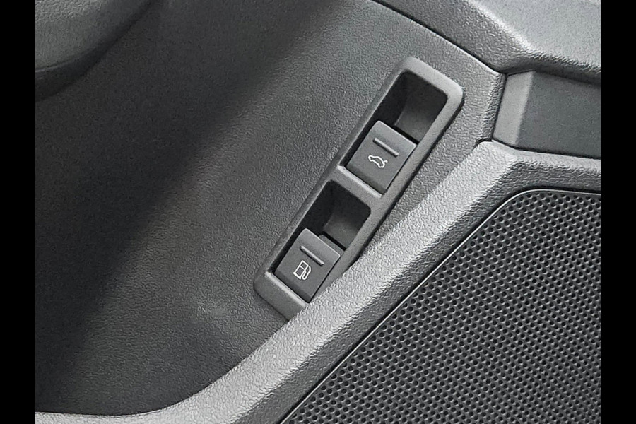 Audi A3 Sportback 40 TFSI-e Facelift S-Line Matrix Keyless Camera Virtual BTW