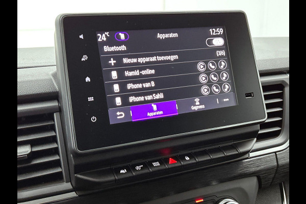 Renault Trafic 2.0 Blue dC1 150PK L2H1 Dubbele Cabine Automaat Navigatie Airco Lichtmetalen velgen Betimmering Trekhaak Camera Parkeer sensoren Dab