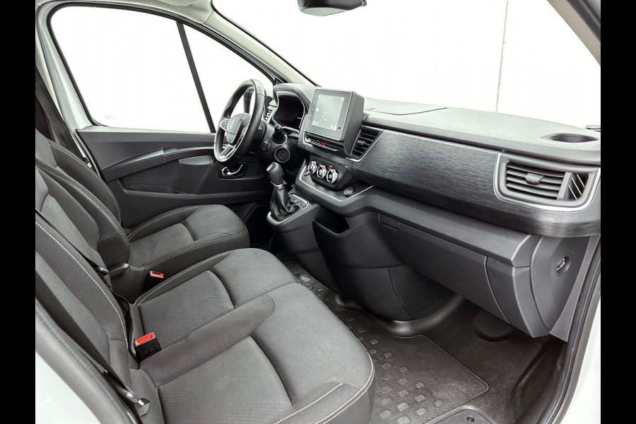Renault Trafic 2.0 Blue dC1 150PK L2H1 Dubbele Cabine Automaat Navigatie Airco Lichtmetalen velgen Betimmering Trekhaak Camera Parkeer sensoren Dab