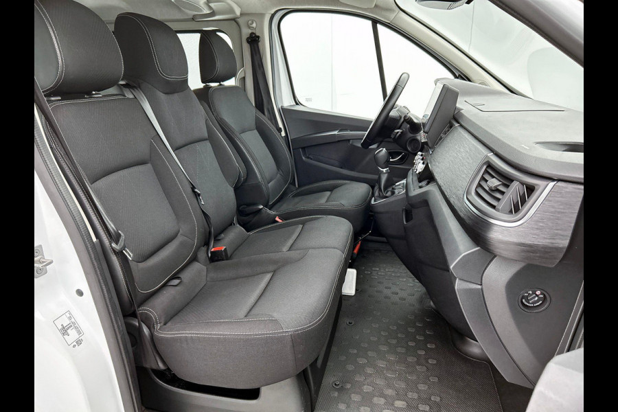 Renault Trafic 2.0 Blue dC1 150PK L2H1 Dubbele Cabine Automaat Navigatie Airco Lichtmetalen velgen Betimmering Trekhaak Camera Parkeer sensoren Dab