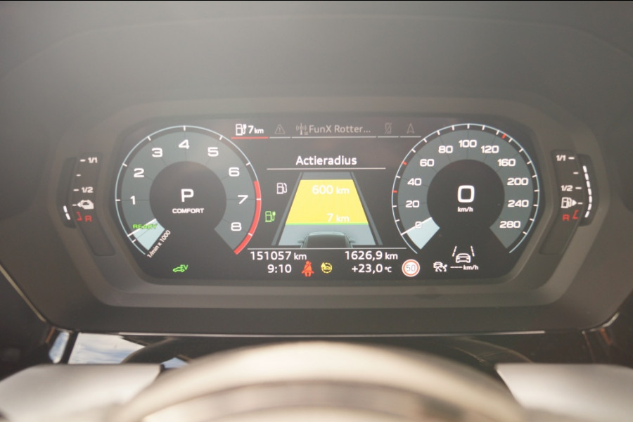 Audi A3 Sportback 40 TFSI e PHEV Business Edition -LED-NAVI-ECC-PDC-