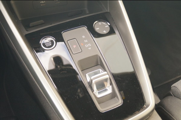 Audi A3 Sportback 40 TFSI e PHEV Business Edition -LED-NAVI-ECC-PDC-