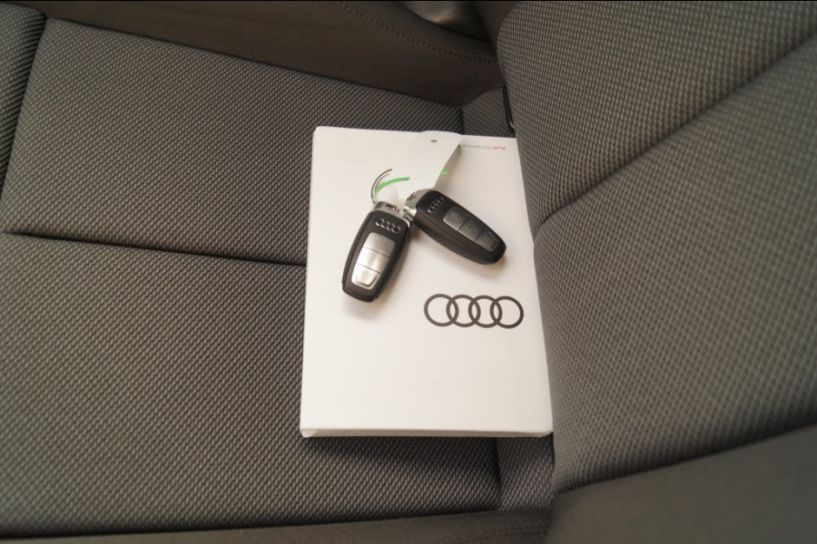 Audi A3 Sportback 40 TFSI e PHEV Business Edition -LED-NAVI-ECC-PDC-