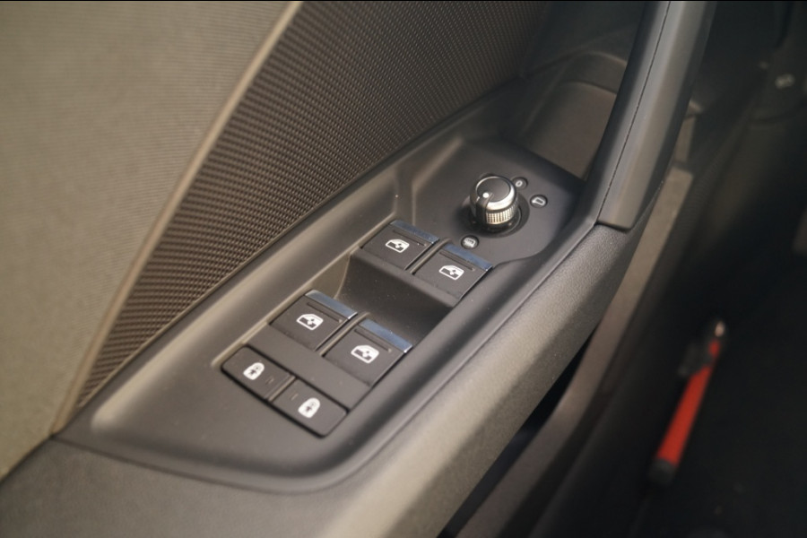 Audi A3 Sportback 40 TFSI e PHEV Business Edition -LED-NAVI-ECC-PDC-