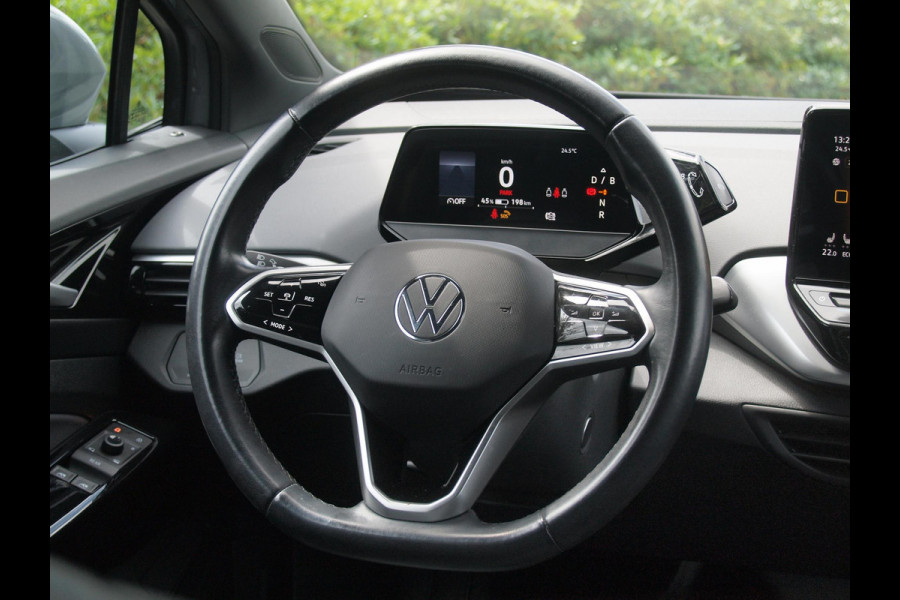 Volkswagen ID.4 Pro 77 kWh | SOH 94% | Warmtepomp | Sfeerverlichting | 20 Inch | Parkeersensoren | Apple Carplay |