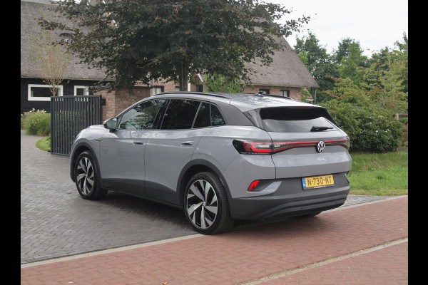 Volkswagen ID.4 Pro 77 kWh | SOH 94% | Warmtepomp | Sfeerverlichting | 20 Inch | Parkeersensoren | Apple Carplay |