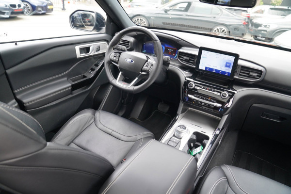 Ford Explorer 3.0 V6 ST 400PK | 7 pers | Panorama | Adaptieve cruise | 360 cam | luxe leder | Stoelkoeling | Lane Assist | DVD |