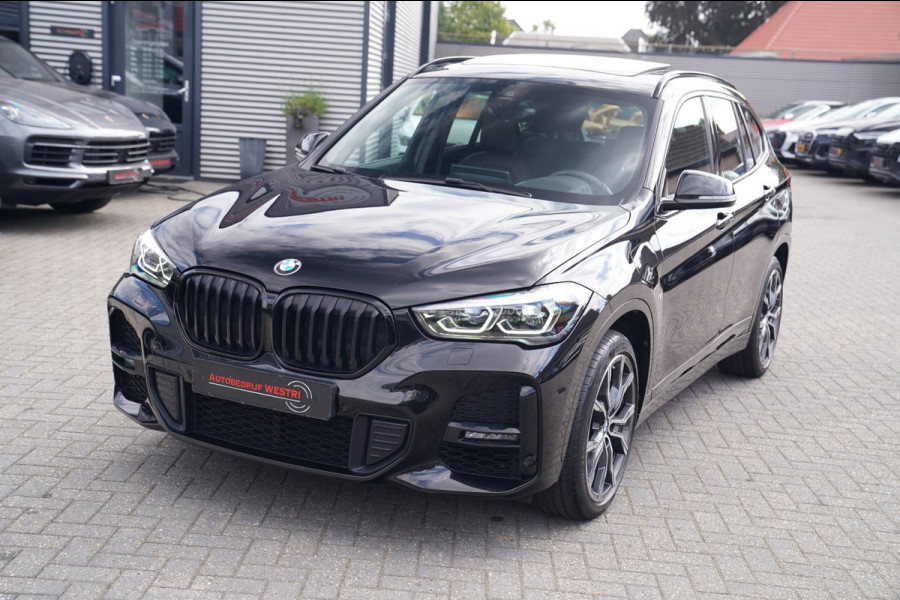 BMW X1 XDrive25e eDrive Edition | M-pakket | HuD | Panorama | Harman/Kardon | Adaptieve Cruise | Memory | Trekhaak | Camera | NAP