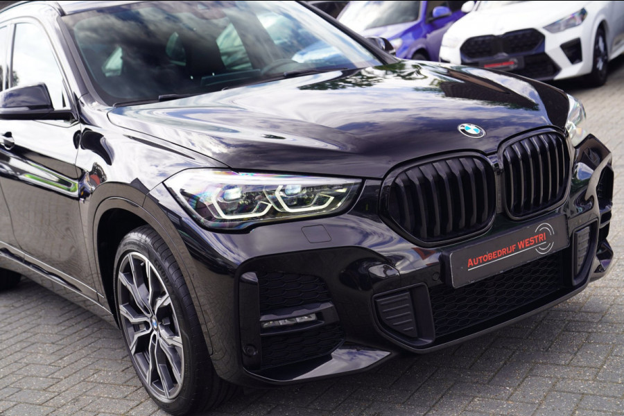 BMW X1 XDrive25e eDrive Edition | M-pakket | HuD | Panorama | Harman/Kardon | Adaptieve Cruise | Memory | Trekhaak | Camera | NAP