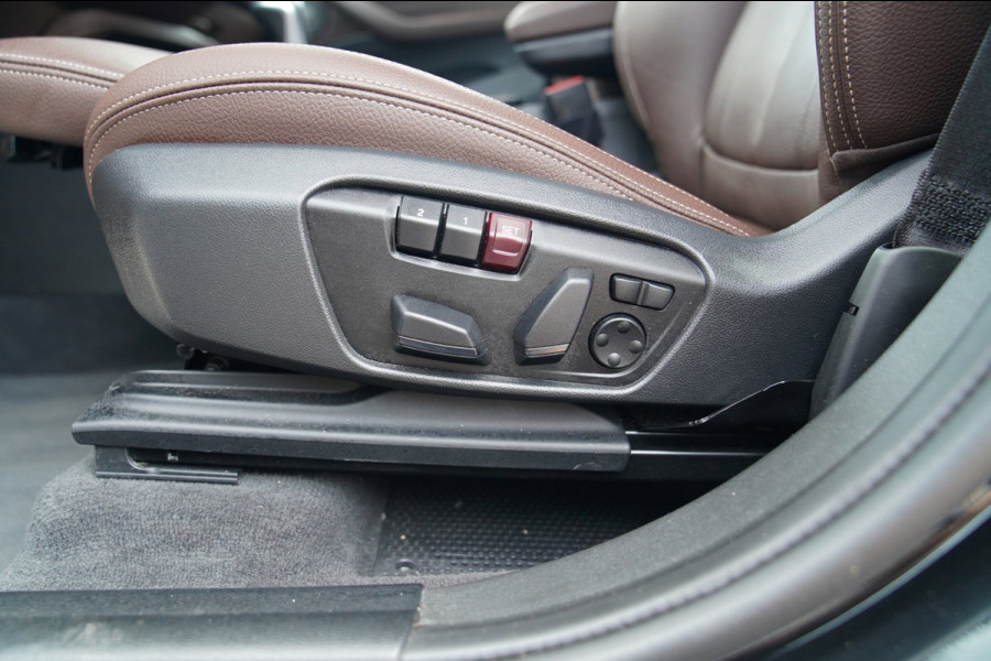 BMW X1 XDrive25e eDrive Edition | M-pakket | HuD | Panorama | Harman/Kardon | Adaptieve Cruise | Memory | Trekhaak | Camera | NAP
