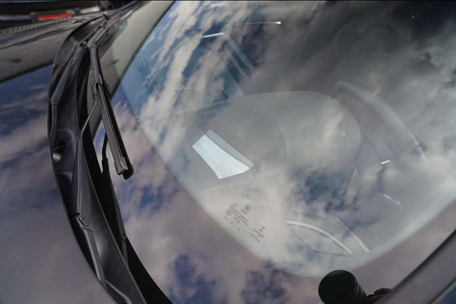 BMW X1 XDrive25e eDrive Edition | M-pakket | HuD | Panorama | Harman/Kardon | Adaptieve Cruise | Memory | Trekhaak | Camera | NAP