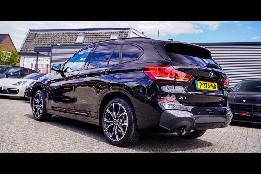 BMW X1 XDrive25e eDrive Edition | M-pakket | HuD | Panorama | Harman/Kardon | Adaptieve Cruise | Memory | Trekhaak | Camera | NAP