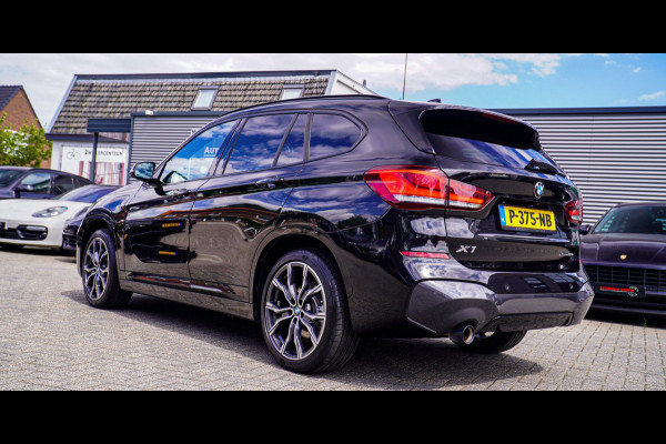 BMW X1 XDrive25e eDrive Edition | M-pakket | HuD | Panorama | Harman/Kardon | Adaptieve Cruise | Memory | Trekhaak | Camera | NAP