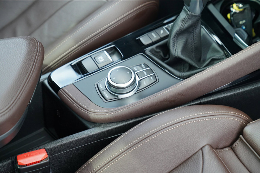 BMW X1 XDrive25e eDrive Edition | M-pakket | HuD | Panorama | Harman/Kardon | Adaptieve Cruise | Memory | Trekhaak | Camera | NAP
