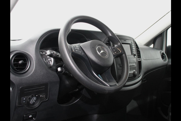 Mercedes-Benz Vito Tourer 114 CDI Automaat Pro L3 8persoons PERSONENBUS Demo incl. BTW/ incl. BPM Navigatie Airco Cruise Control