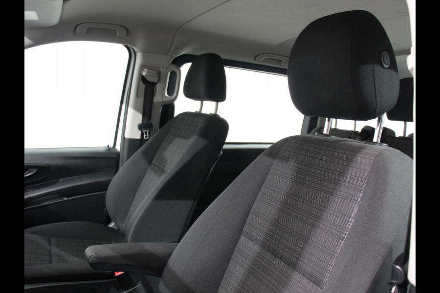 Mercedes-Benz Vito Tourer 114 CDI Automaat Pro L3 8persoons PERSONENBUS Demo incl. BTW/ incl. BPM Navigatie Airco Cruise Control