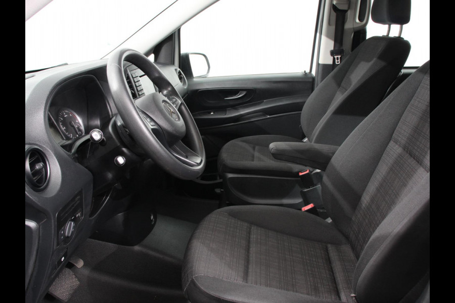 Mercedes-Benz Vito Tourer 114 CDI Automaat Pro L3 8persoons PERSONENBUS Demo incl. BTW/ incl. BPM Navigatie Airco Cruise Control