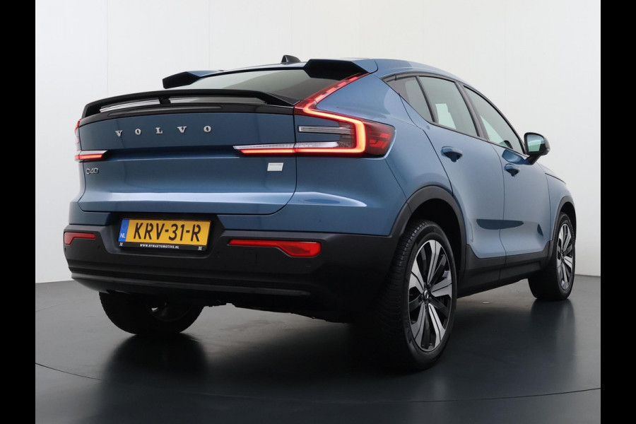 Volvo C40 Recharge Core 70 kWh VAN:32.900,- VOOR:29.770,- UW HERFSTVOORDEEL:3.130,- SOH 95% | STOEL & STUUR VERWARMING | ACHTERUITRIJCAMERA | 12 MND BOVAG GARANTIE| PANO| VOLVO DEALER ONDERHOUDEN|
