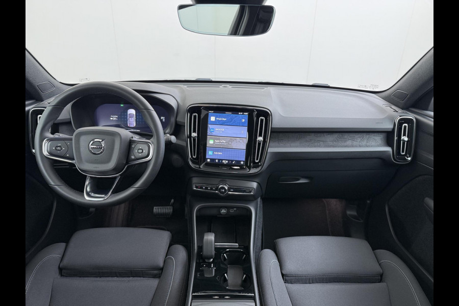 Volvo C40 Recharge Core 70 kWh VAN:32.900,- VOOR:29.770,- UW HERFSTVOORDEEL:3.130,- SOH 95% | STOEL & STUUR VERWARMING | ACHTERUITRIJCAMERA | 12 MND BOVAG GARANTIE| PANO| VOLVO DEALER ONDERHOUDEN|