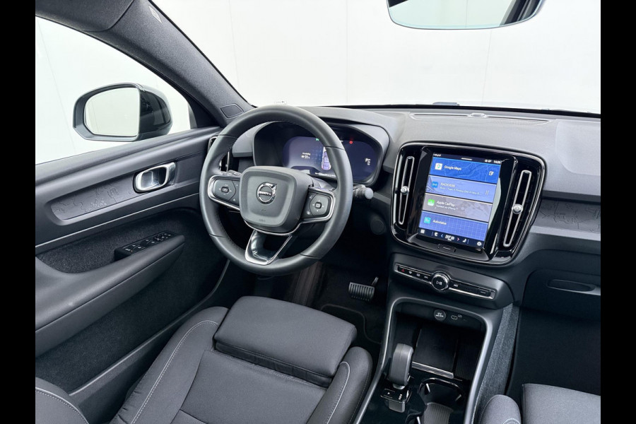 Volvo C40 Recharge Core 70 kWh VAN:32.900,- VOOR:29.770,- UW HERFSTVOORDEEL:3.130,- SOH 95% | STOEL & STUUR VERWARMING | ACHTERUITRIJCAMERA | 12 MND BOVAG GARANTIE| PANO| VOLVO DEALER ONDERHOUDEN|