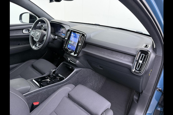 Volvo C40 Recharge Core 70 kWh VAN:32.900,- VOOR:29.770,- UW HERFSTVOORDEEL:3.130,- SOH 95% | STOEL & STUUR VERWARMING | ACHTERUITRIJCAMERA | 12 MND BOVAG GARANTIE| PANO| VOLVO DEALER ONDERHOUDEN|