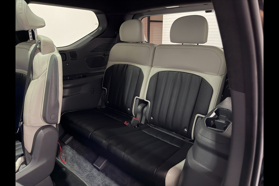 Kia EV9 Launch Edition GT-Line AWD 99.8 kWh 384pk | SOH 96,3% | 6-zits | Stoelen verwarmd & gekoeld | Luxe leder | In nieuwstaat