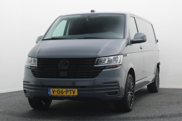 Volkswagen Transporter 2.0 TDI DSG 150 PK Lang 3-Zits, Airco, Cruise, Apple Carplay, Camera, DAB, PDC, Trekhaak, 18''
