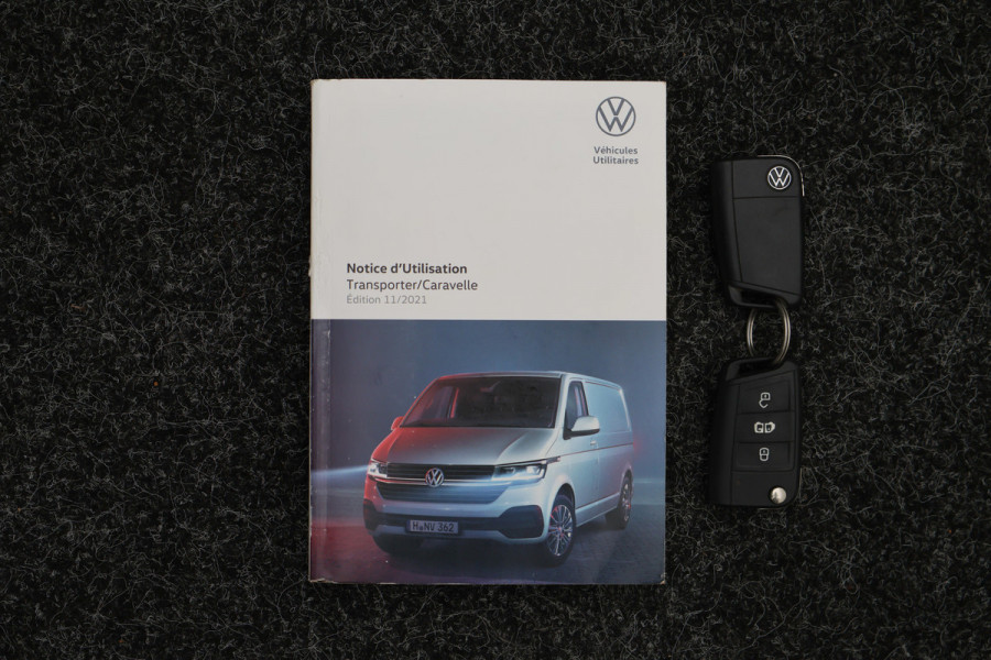 Volkswagen Transporter 2.0 TDI DSG 150 PK Lang 3-Zits, Airco, Cruise, Apple Carplay, Camera, DAB, PDC, Trekhaak, 18''