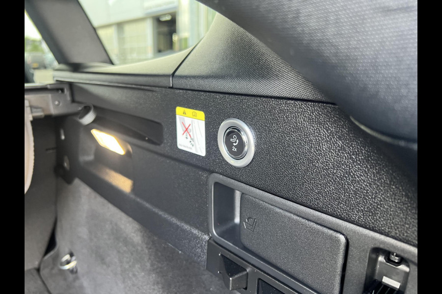 Ford FOCUS Wagon 1.0 EcoBoost Hybrid ST Line X | Wegklapbare trekhaak | Winter pack | AGR-stoelen | Bang&Olufsen | Elektrische achterklep