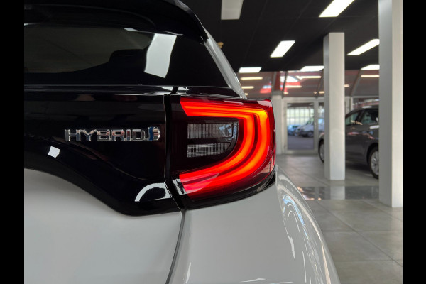 Toyota Yaris 1.5 Hybrid Dynamic | Carplay| Keyless | Head-Up