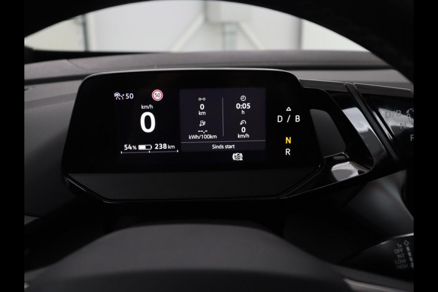 Volkswagen ID.4 First Max 77 kWh | SOH 91,9% | Panoramadak | Leder/alcantara | Memory | Stuur/stoel verwarming | Adaptive cruise | 360 camera | Dodehoek detectie | Carplay | Sfeerverlichting |