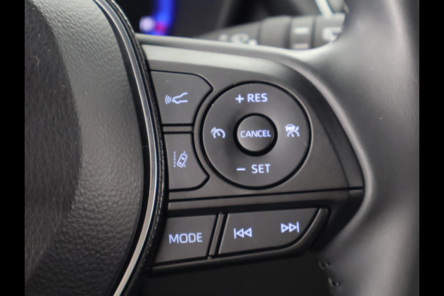 Toyota Corolla 1.8 Hybrid Active Bi-Tone Sport | Apple Carplay & AndroidAUTO | Navigatie | Privacy Glass |