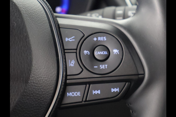 Toyota Corolla 1.8 Hybrid Active Bi-Tone Sport | Apple Carplay & AndroidAUTO | Navigatie | Privacy Glass |