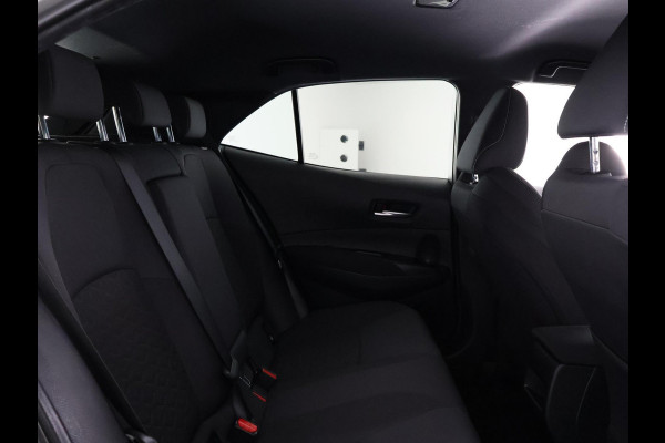 Toyota Corolla 1.8 Hybrid Active Bi-Tone Sport | Apple Carplay & AndroidAUTO | Navigatie | Privacy Glass |