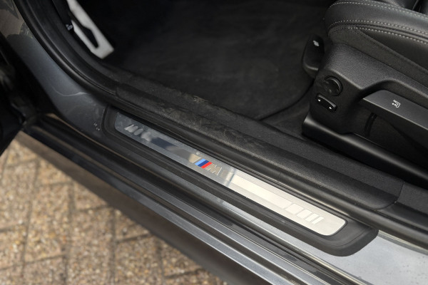 BMW 3 Serie Touring 330e M Sport | Head-up | Sportleder | 19' Inch Breedset | Comfort Access | Trekhaak | Adap. Cruise