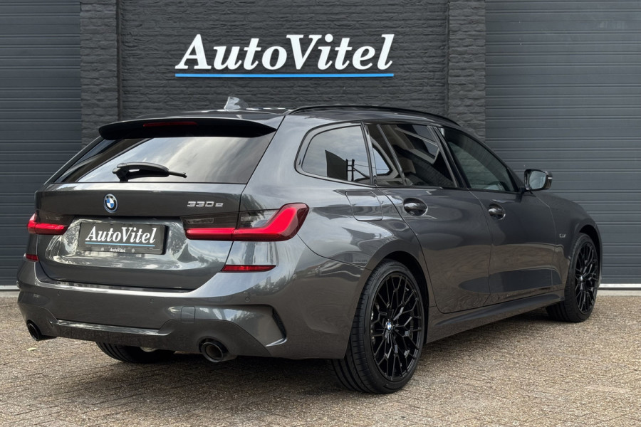 BMW 3 Serie Touring 330e M Sport | Head-up | Sportleder | 19' Inch Breedset | Comfort Access | Trekhaak | Adap. Cruise