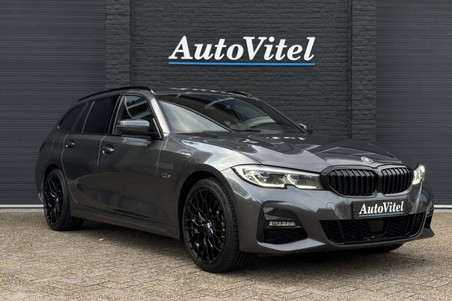 BMW 3 Serie Touring 330e M Sport | Head-up | Sportleder | 19' Inch Breedset | Comfort Access | Trekhaak | Adap. Cruise