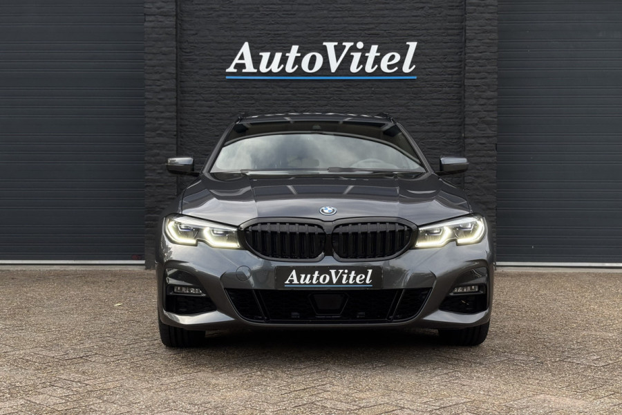 BMW 3 Serie Touring 330e M Sport | Head-up | Sportleder | 19' Inch Breedset | Comfort Access | Trekhaak | Adap. Cruise
