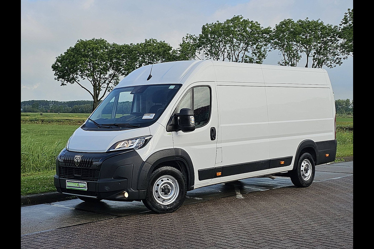 Peugeot Boxer 2.2 BlueHDi 180 S&S L4H2 3.5t Zwaar L4H2 Maxi Navi Airco Camera Carplay Cruise Control Euro6 Nieuw Model 140 PK