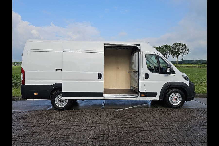 Peugeot Boxer 2.2 BlueHDi 180 S&S L4H2 3.5t Zwaar L4H2 Maxi Navi Airco Camera Carplay Cruise Control Euro6 Nieuw Model 140 PK