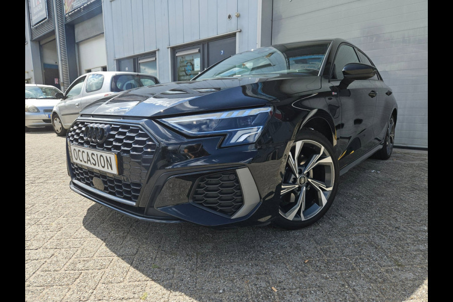 Audi A3 Sportback 40 TFSI-e 3x S-line Keyless Matrix Memory Camera Virtual