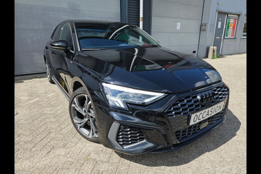 Audi A3 Sportback 40 TFSI-e 3x S-line Keyless Matrix Memory Camera Virtual