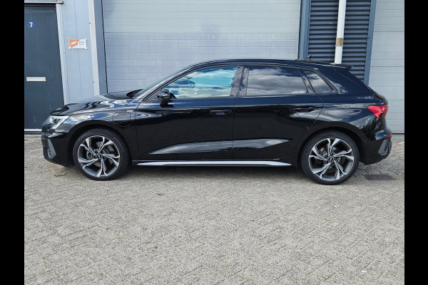 Audi A3 Sportback 40 TFSI-e 3x S-line Keyless Matrix Memory Camera Virtual