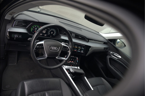 Audi e-tron e-tron 50 quattro Launch edition plus 71 kWh | Panoramadak | Stoelverwarming | Keyless | Apple Carplay | Luchtvering | Adaptive Cruise Control | Leer | Elek. Stoelen  | BTW | NAP | Led | Black Style | PDC | SOH 84,94%