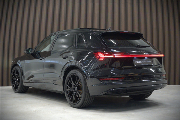 Audi e-tron e-tron 50 quattro Launch edition plus 71 kWh | Panoramadak | Stoelverwarming | Keyless | Apple Carplay | Luchtvering | Adaptive Cruise Control | Leer | Elek. Stoelen  | BTW | NAP | Led | Black Style | PDC | SOH 84,94%