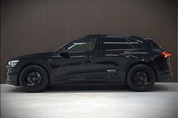 Audi e-tron e-tron 50 quattro Launch edition plus 71 kWh | Panoramadak | Stoelverwarming | Keyless | Apple Carplay | Luchtvering | Adaptive Cruise Control | Leer | Elek. Stoelen  | BTW | NAP | Led | Black Style | PDC | SOH 84,94%