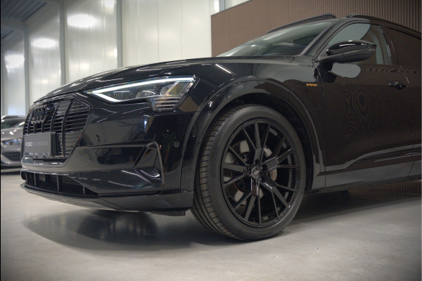 Audi e-tron e-tron 50 quattro Launch edition plus 71 kWh | Panoramadak | Stoelverwarming | Keyless | Apple Carplay | Luchtvering | Adaptive Cruise Control | Leer | Elek. Stoelen  | BTW | NAP | Led | Black Style | PDC | SOH 84,94%