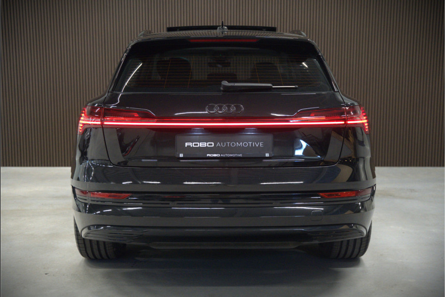 Audi e-tron e-tron 50 quattro Launch edition plus 71 kWh | Panoramadak | Stoelverwarming | Keyless | Apple Carplay | Luchtvering | Adaptive Cruise Control | Leer | Elek. Stoelen  | BTW | NAP | Led | Black Style | PDC | SOH 84,94%