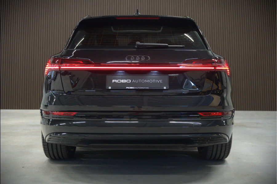 Audi e-tron e-tron 50 quattro Launch edition plus 71 kWh | Panoramadak | Stoelverwarming | Keyless | Apple Carplay | Luchtvering | Adaptive Cruise Control | Leer | Elek. Stoelen  | BTW | NAP | Led | Black Style | PDC | SOH 84,94%