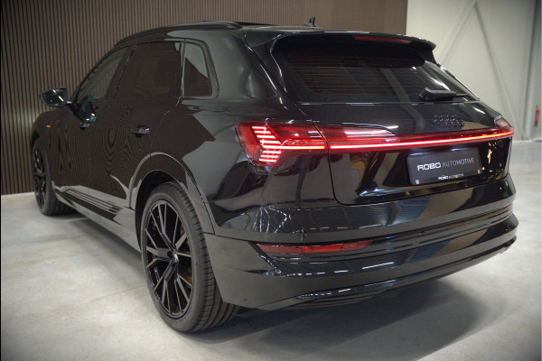 Audi e-tron e-tron 50 quattro Launch edition plus 71 kWh | Panoramadak | Stoelverwarming | Keyless | Apple Carplay | Luchtvering | Adaptive Cruise Control | Leer | Elek. Stoelen  | BTW | NAP | Led | Black Style | PDC | SOH 84,94%